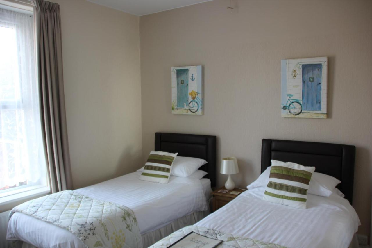 Candlelight B&B Minehead Bagian luar foto