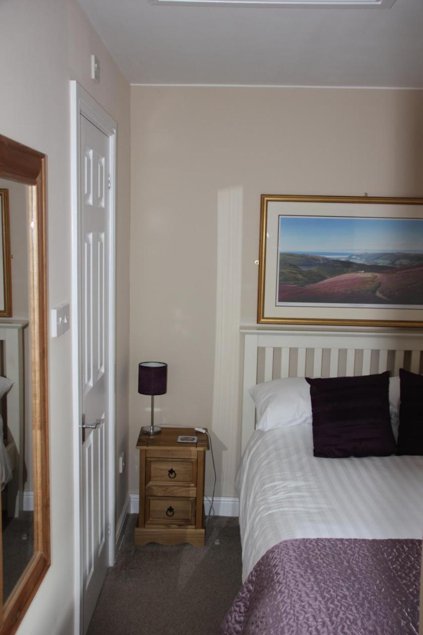 Candlelight B&B Minehead Bagian luar foto